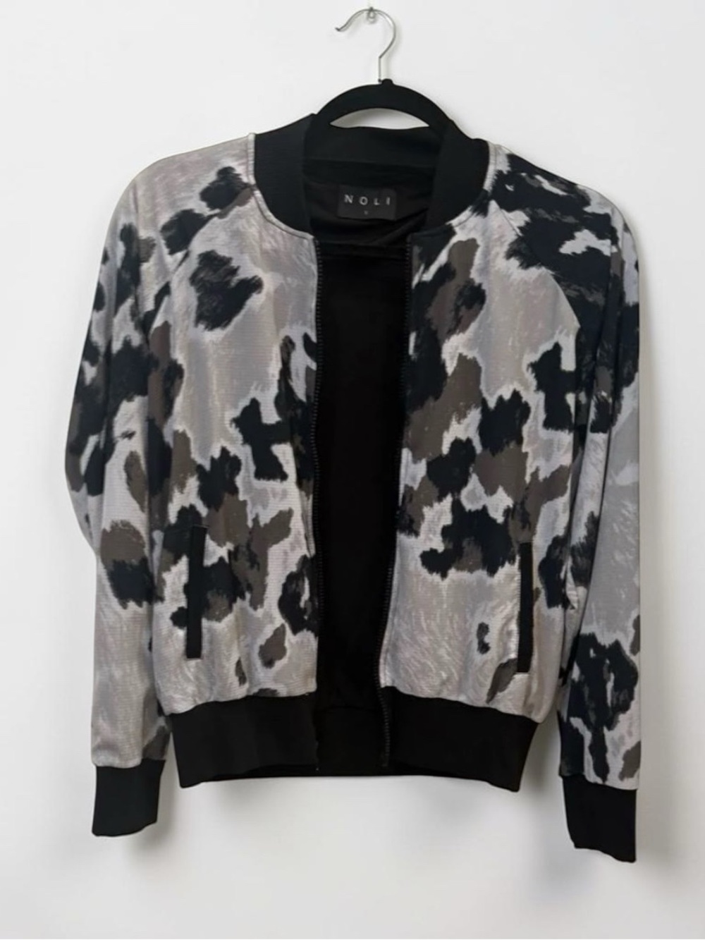 Noli Yoga Bomber Jacket Sz M - EUC